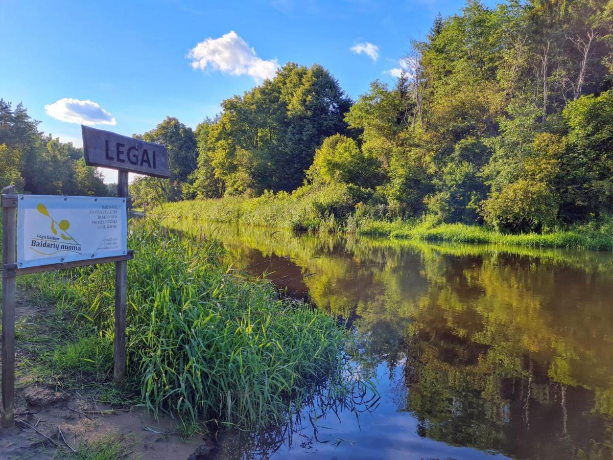 Atostogu Namelis-Pirtis Prie Upes Villa Anykščiai Buitenkant foto