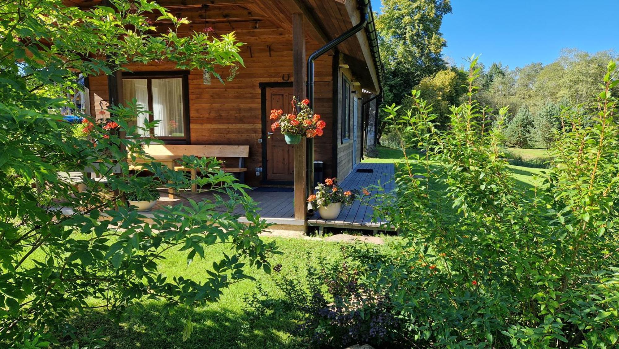 Atostogu Namelis-Pirtis Prie Upes Villa Anykščiai Buitenkant foto